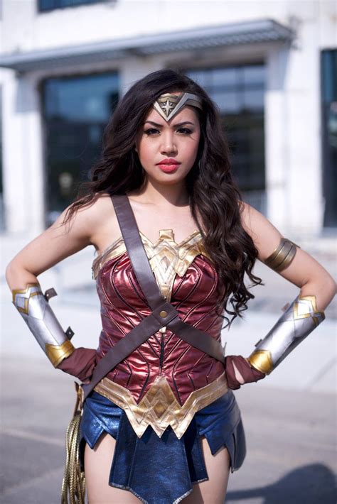 wonder woman cosplay|Wonder Woman cosplay : r/pics